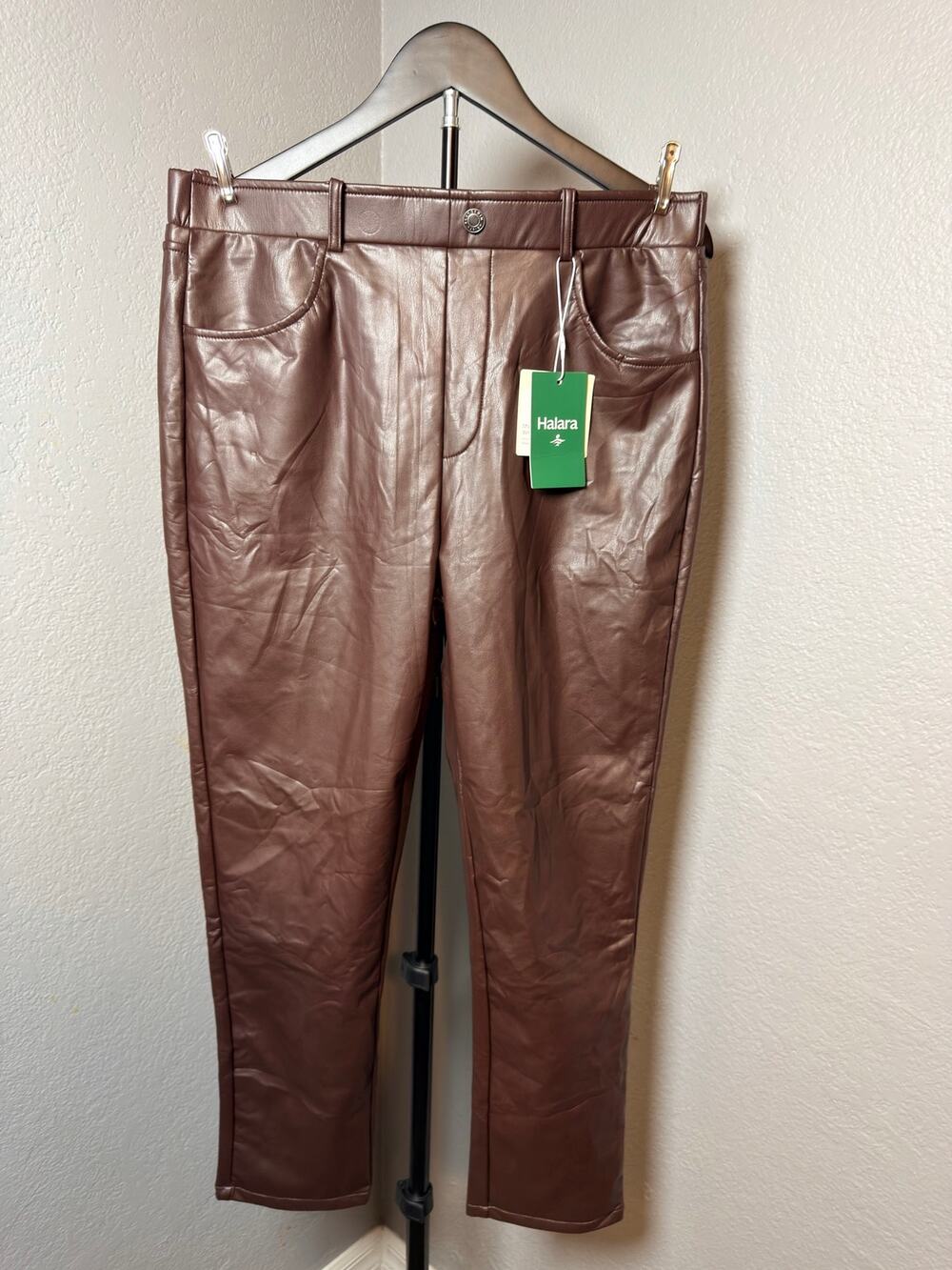 NWT Halara Brown Faux Leather Straight Leg Pants Size Large